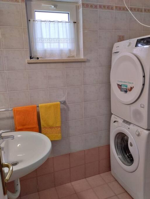 Apartma Oljka Pomjan Šmarje 외부 사진